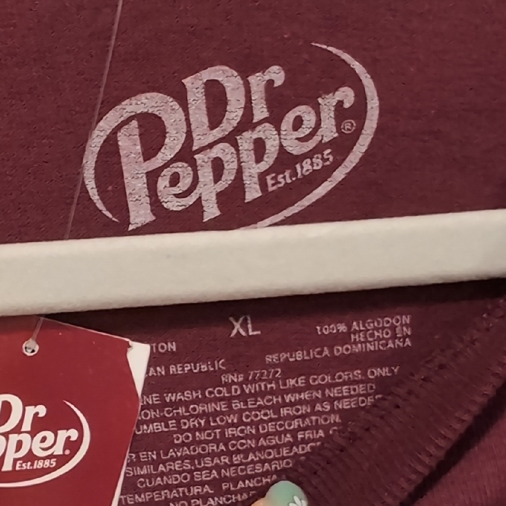 Red Short Sleeve Tee Shirt - Picture 2 of 7